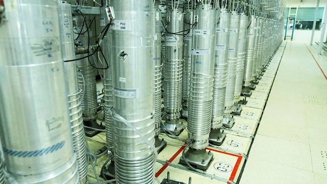 Các máy ly tâm tiên tiến IR-6 tại cơ sở làm giàu urani Natanz, miền trung Iran. Ảnh: AP