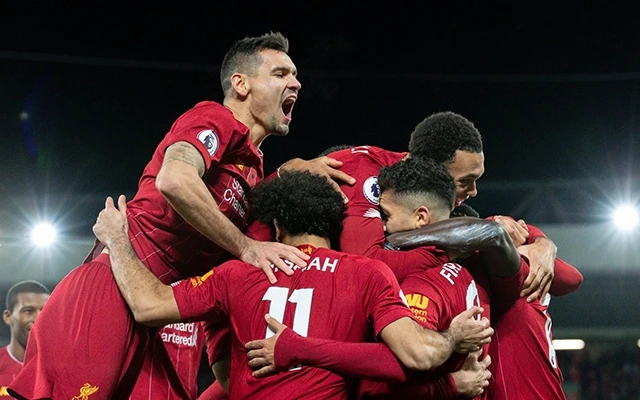 Các cầu thủ Liverpool mừng trận thắng Man City 3-1.