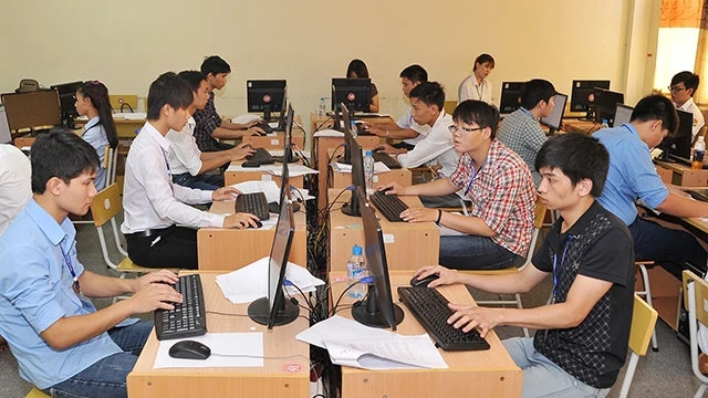 Với dân số trẻ cùng chi phí lao động cạnh tranh, Việt Nam tiếp tục là điểm đến của nhiều nhà đầu tư nước ngoài. Ảnh: NAM ANH