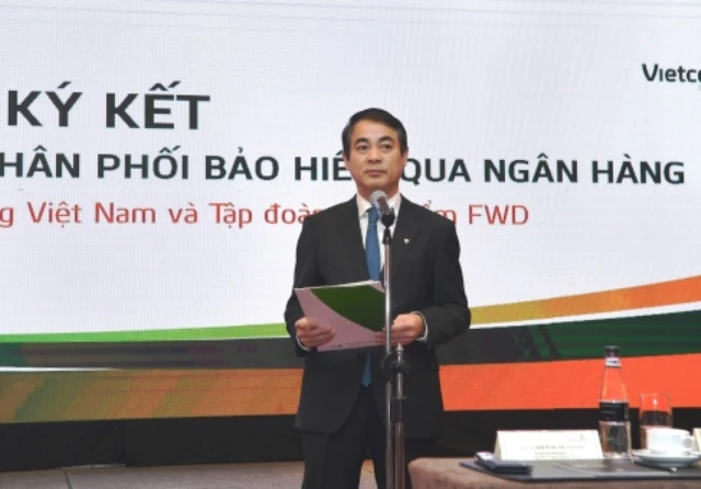 Chủ tịch HĐQT Vietcombank Nghiêm Xuân Thành phát biểu tại lễ ký.