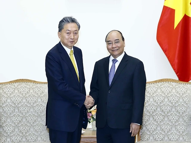 Thủ tướng Nguyễn Xuân Phúc tiếp Viện trưởng Viện nghiên cứu Đông Á (Nhật Bản)