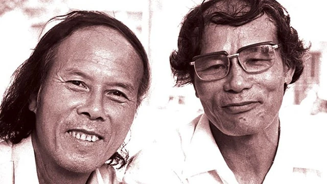 Nhà thơ Thanh Tùng (bên trái) và nhạc sĩ Nguyễn Đình Bảng, hai người làm nên ca khúc “Thời hoa đỏ” đi cùng năm tháng. Ảnh: NGUYỄN ĐÌNH TOÁN
