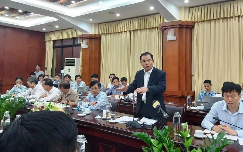 Bộ trưởng Nguyễn Xuân Cường cho rằng, cần kiểm soát cả nhập và xuất, để bảo đảm ổn định thị trường trong nước.