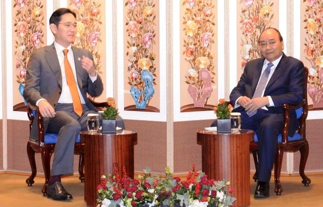 Thủ tướng Nguyễn Xuân Phúc tiếp Phó Chủ tịch Tập đoàn Samsung.
