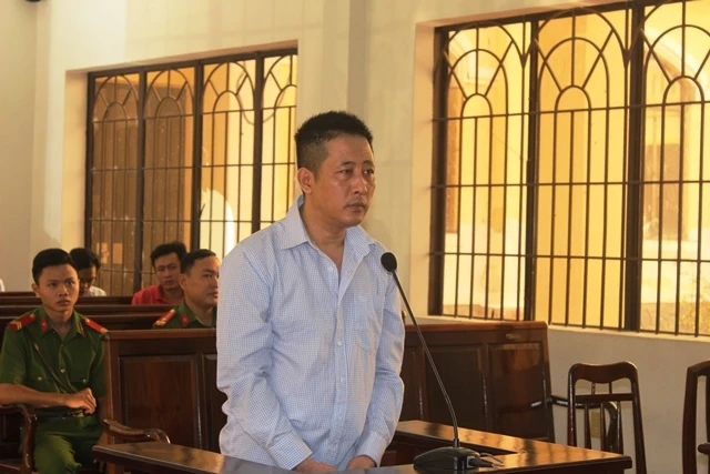 Bị cáo Nguyễn Tấn Phước tại tòa.
