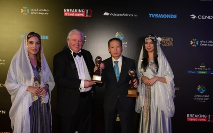 Vietnam Airlines nhận hai giải thưởng lớn tại World Travel Awards 2019