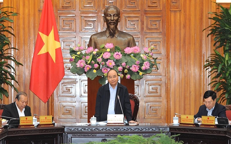 Thủ tướng Chính phủ Nguyễn Xuân Phúc phát biểu kết luận cuộc họp.
