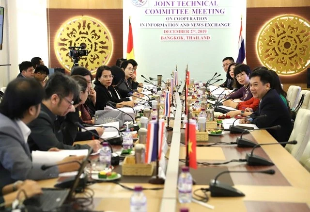 Đoàn đại biểu TTXVN họp với đại diện PRD.