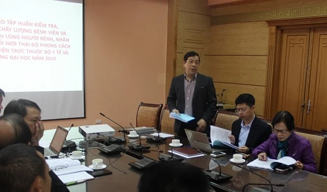 PGS, TS Lương Ngọc Khuê, Cục trưởng Cục quản lý Khám, chữa bệnh, Bộ Y tế phát biểu tại buổi tập huấn. 