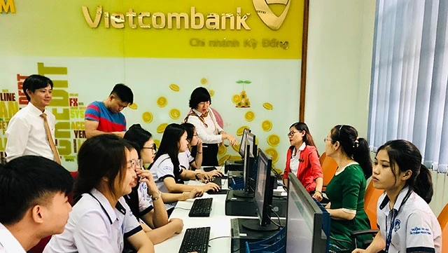 Phòng thực hành ngân hàng cho sinh viên