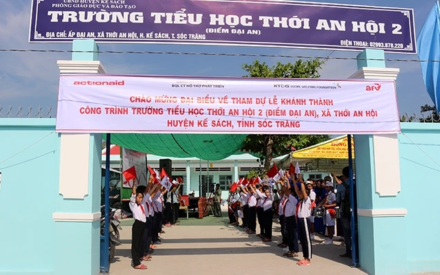Trường Tiểu học Thới An Hội 2 tại huyện Kế Sách, tỉnh Sóc Trăng, được cải tạo hệ thống cơ sở vật chất mới (Ảnh: Ban tổ chức). 