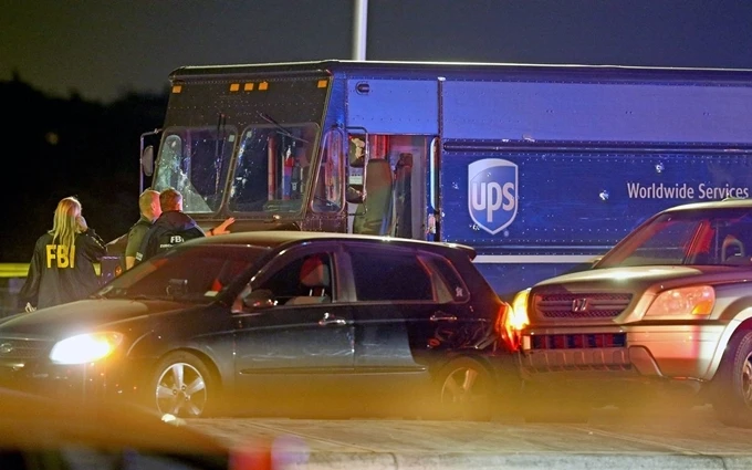 Chiếc xe tải của UPS bị đánh cắp ngày 5-12. (Ảnh: Getty)