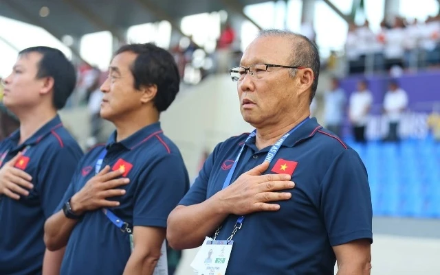 HLV Park Hang Seo tiếp tục chứng tỏ tài thao lược của mình trước người Thái.