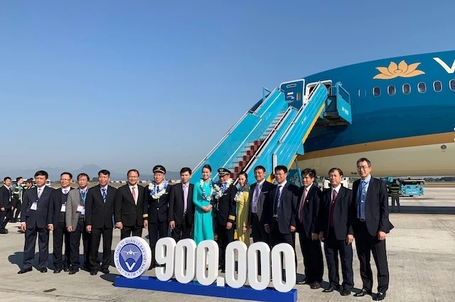 VATM điều hành chuyến bay thứ 900 nghìn trong năm 2019
