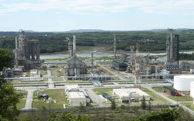 Nhà máy Lọc dầu Dung Quất luôn hoạt động an toàn, ổn định.