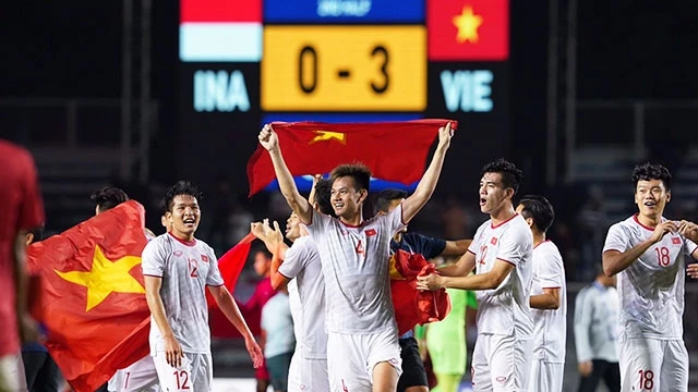 Đội tuyển U22 Việt Nam lần đầu vô địch SEA Games sau chiến thắng trước đội tuyển U22 Indonesia trong trận chung kết. Ảnh: ZING