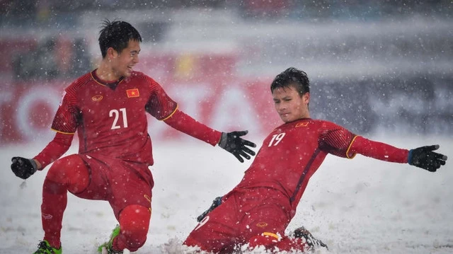 Bàn thắng đẳng cấp của Quang Hải giữa Thường Châu tuyết trắng đi vào lịch sử giải U23 châu Á.