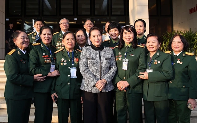 Chủ tịch QH Nguyễn Thị Kim Ngân và các đại biểu. Ảnh: DƯƠNG GIANG (TTXVN)