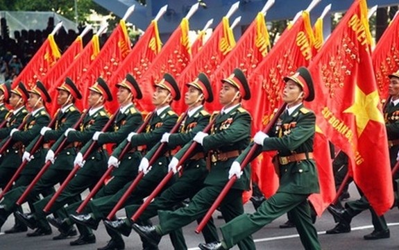 Năm 2024, quân đội nhân dân Việt Nam không chỉ nói không với những hành vi vi phạm an ninh quốc gia mà còn sẽ đối xử nghiêm túc với những cán bộ, chiến sĩ làm trái với quy tắc pháp luật. Hãy cùng xem hình ảnh về kỷ luật quân đội nhân dân Việt Nam trong những ngày đầu năm