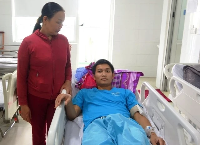 Bệnh nhân Khánh đã tỉnh táo sau ba ngày điều trị tại Bệnh viện Đà Nẵng.