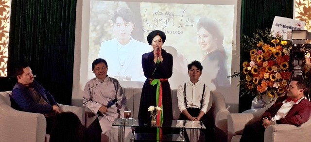 Buổi ra mắt MV "Trách ông Nguyệt Lão".