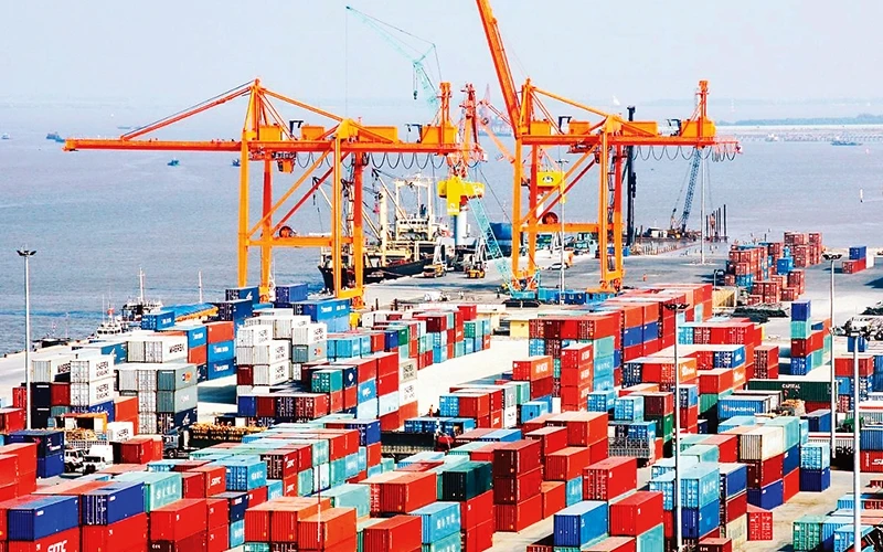 Xuất khẩu vẫn tiếp tục đóng góp lớn cho tăng trưởng kinh tế Việt Nam. Ảnh | TL