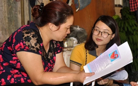 Tuyên truyền về chính sách bảo hiểm xã hội tự nguyện tại Lạng Sơn (Ảnh: Báo Lạng Sơn).
