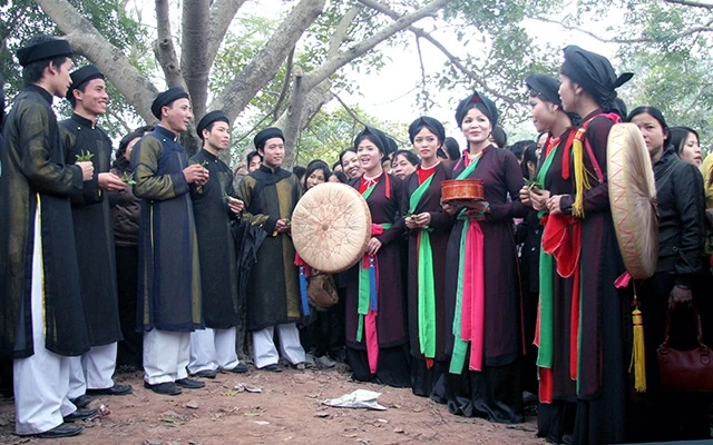 Dân ca quan họ được UNESCO ghi danh trong Danh sách Di sản văn hóa phi vật thể đại diện cho nhân loại năm 2009.