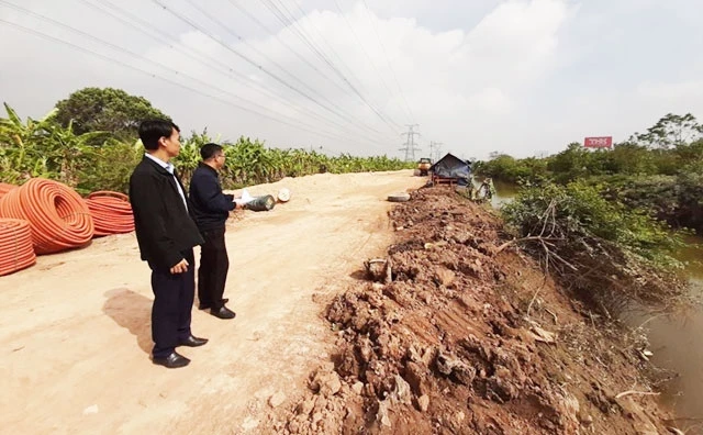 Đơn vị thi công đường giao thông đã xâm phạm hệ thống tưới tiêu tại thị xã Từ Sơn (Bắc Ninh).