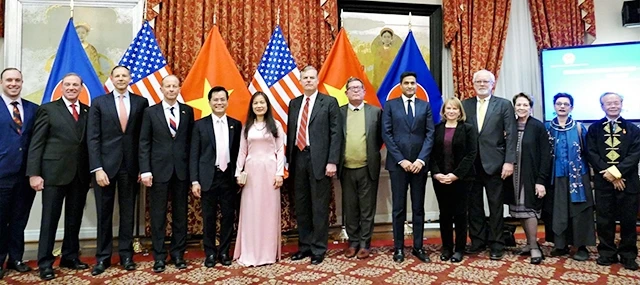 Lễ khởi động kỷ niệm 25 năm thiết lập quan hệ ngoại giao Việt Nam - Hoa Kỳ tại Washington (Hoa Kỳ). Ảnh: BỘ NGOẠI GIAO
