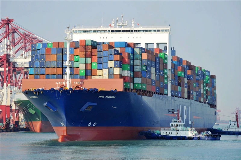 Một tàu chở hàng của Mỹ tại cảng Thanh Đảo, tỉnh Sơn Đông, Trung Quốc (Ảnh: ChinaDaily)