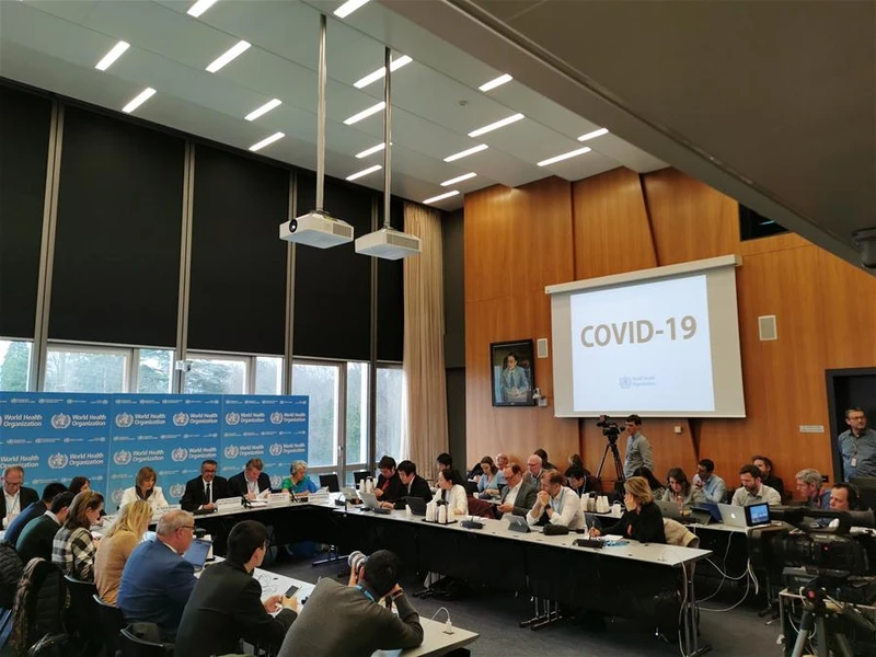 Cuộc họp báo công bố tên gọi Covid-19 cho chủng mới của virus corona gây bệnh viêm đường hô hấp cấp (Ảnh: Xinhua)