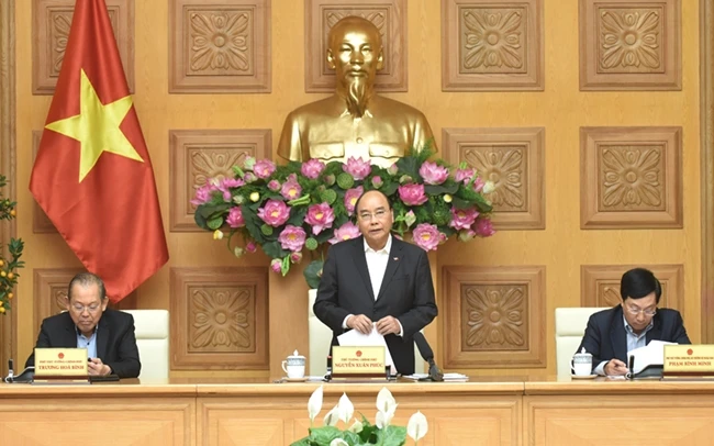 Thủ tướng Nguyễn Xuân Phúc phát biểu tại phiên họp. Ảnh: TRẦN HẢI