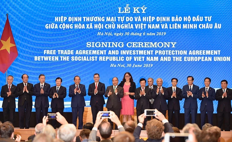  Chiều 30-6-2019, tại Hà Nội, Hiệp định EVFTA và IPA đã được ký kết với sự chứng kiến của Thủ tướng Nguyễn Xuân Phúc. 