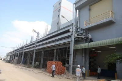 Công ty Cao-su Kenda Việt Nam mở rộng nhà xưởng nhưng lo thiếu điện.
