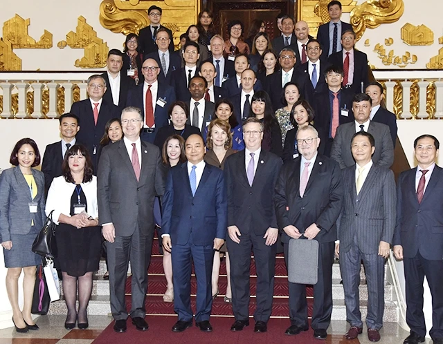 Thủ tướng Nguyễn Xuân Phúc và các đại biểu tại buổi tiếp. Ảnh: TRẦN HẢI