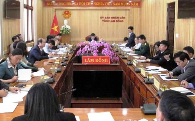 Ban Chỉ đạo phòng chống dịch Covid-19 tỉnh Lâm Đồng bàn các giải pháp phòng chống dịch trên địa bàn.