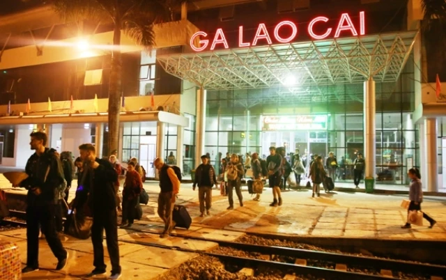 Đầu tư tuyến đường sắt Lào Cai-Hà Nội-Hải Phòng khổ 1.435 mm