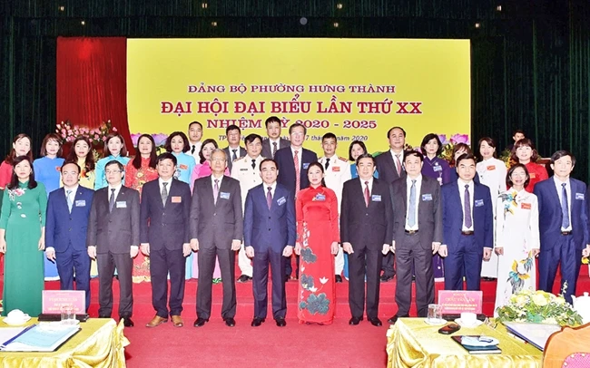 Các đại biểu tham dự Đại hội Đảng bộ phường Hưng Thành nhiệm kỳ 2020 - 2025.