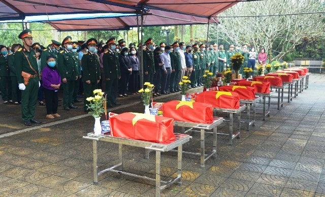 Lễ truy điệu hài cốt liệt sĩ tại Nghĩa trang Liệt sĩ Vị Xuyên.