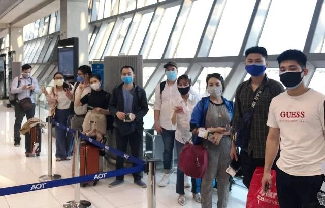 16 công dân được hỗ trợ về nước trên chuyến bay cuối cùng trong tháng 3 của Thai Airways.