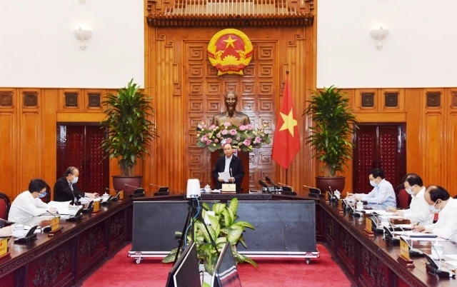 Thủ tướng Nguyễn Xuân Phúc chủ trì phiên họp Thường trực Chính phủ về việc đối phó dịch Covid-19 đang có diễn biến ngày càng phức tạp.