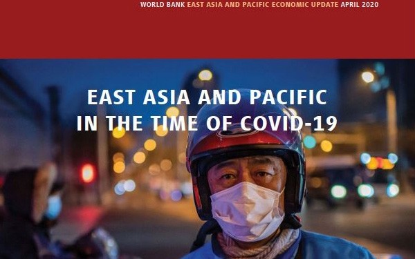 Hình bìa báo cáo cập nhật khu vực Đông Á và Thái Bình Dương tháng 4-2020 của WB. (Ảnh chụp màn hình)