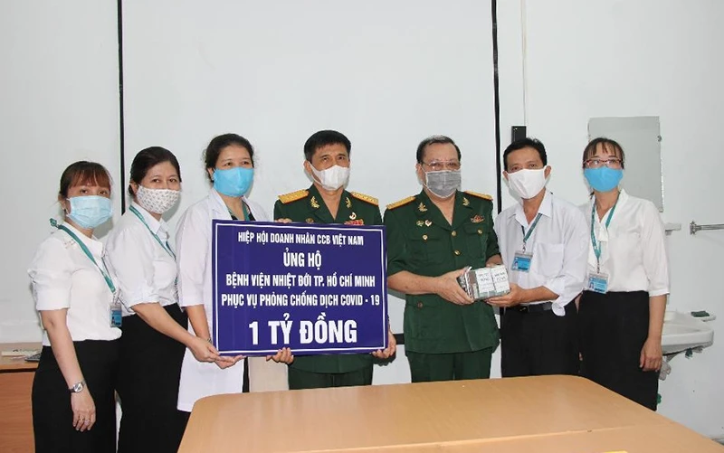 Hiệp hội Doanh nhân cựu chiến binh Việt Nam đồng hành chống dịch Covid-19