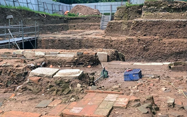 Hiện trường hố khai quật khảo cổ học năm 2019 ở Trung tâm Hoàng thành Thăng Long.