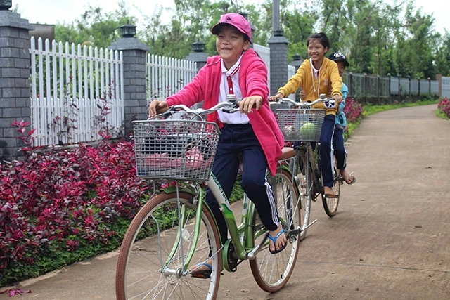 Đường giao thông nông thôn tại xã Xuân Bắc, huyện Xuân Lộc.