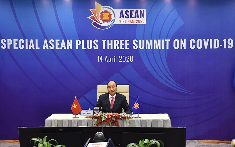 Thủ tướng Chính phủ Nguyễn Xuân Phúc chủ trì các Hội nghị cấp cao đặc biệt ASEAN và Hội nghị cấp cao đặc biệt ASEAN+3 về ứng phó dịch Covid-19. Ảnh: Trần Hải.