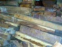 Gỗ huỳnh đàn bị tịch thu (Ảnh Tiền phong).