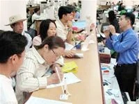 Giá tăng, gửi tiền tiết kiệm không còn... lãi!